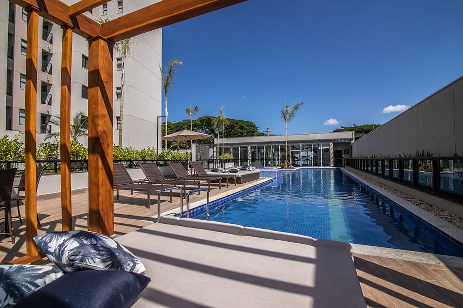 Cosmopolitan, Residencial Paraíso, Franca